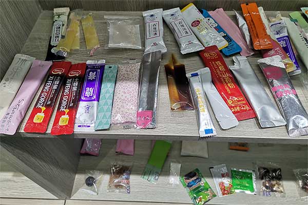 全自动小型榴莲视频黄版APP网站下载能够满足颗粒、条块、片状、球状、粉料、液体、膏体产品的自动定量包装